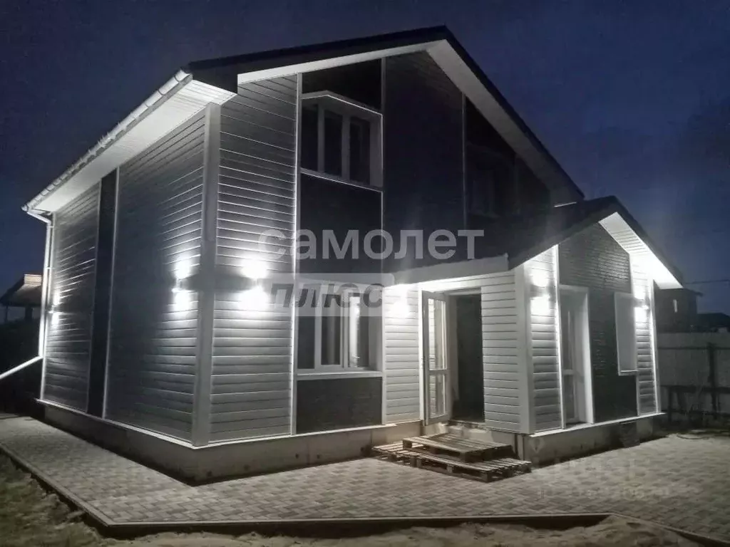 Дом в Омская область, Омск ул. Н. Быстрова, 4 (124 м) - Фото 0