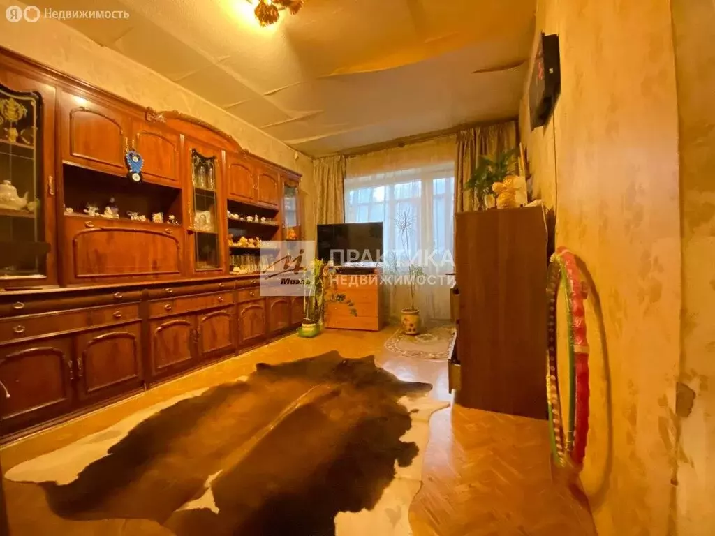 2-комнатная квартира: посёлок городского типа Малаховка, Михневское ... - Фото 0