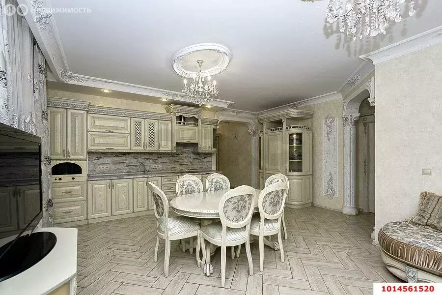 3-комнатная квартира: Краснодар, улица имени Жлобы, 139 (92.7 м) - Фото 1
