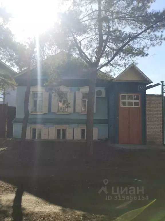 Дом в Оренбургская область, Оренбург ул. Цвиллинга, 53 (103 м) - Фото 0