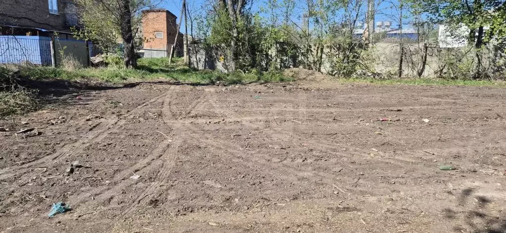 Участок в Ростовская область, Новошахтинск Школьная ул. (10.0 сот.) - Фото 0