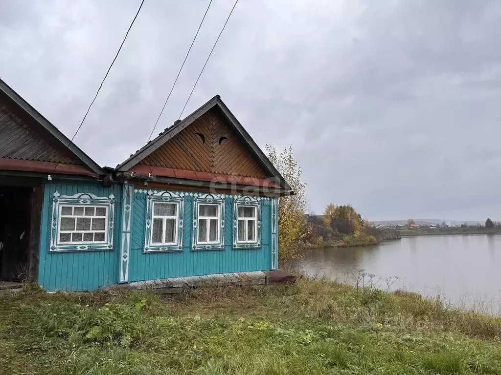 Дом в Свердловская область, Горноуральский муниципальный округ, с. Лая ... - Фото 0