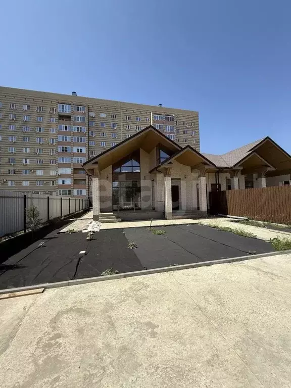 Таунхаус в Краснодарский край, Ейск Коммунистическая ул. (150 м) - Фото 1
