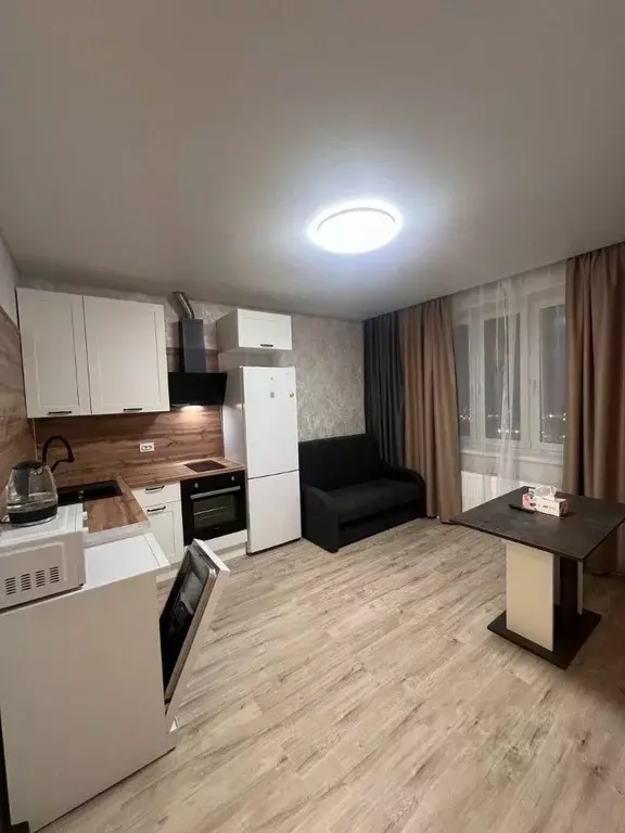 1-к кв. Тюменская область, Тюмень Новгородская ул., 9Б (40.0 м) - Фото 1