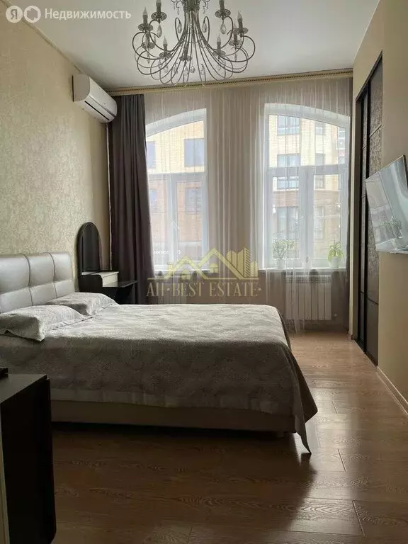 2-комнатная квартира: Владикавказ, Алагирская улица, 5 (50 м) - Фото 1