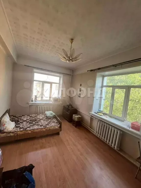 Комната 18,5 м в 3-к., 3/3 эт. - Фото 1