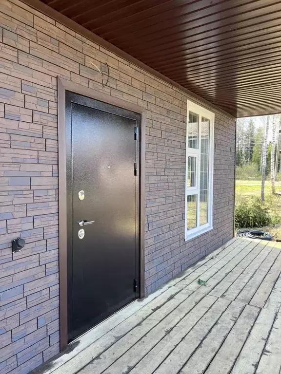 Дом в Тверская область, Конаковский муниципальный округ, д. Вахромеево ... - Фото 1