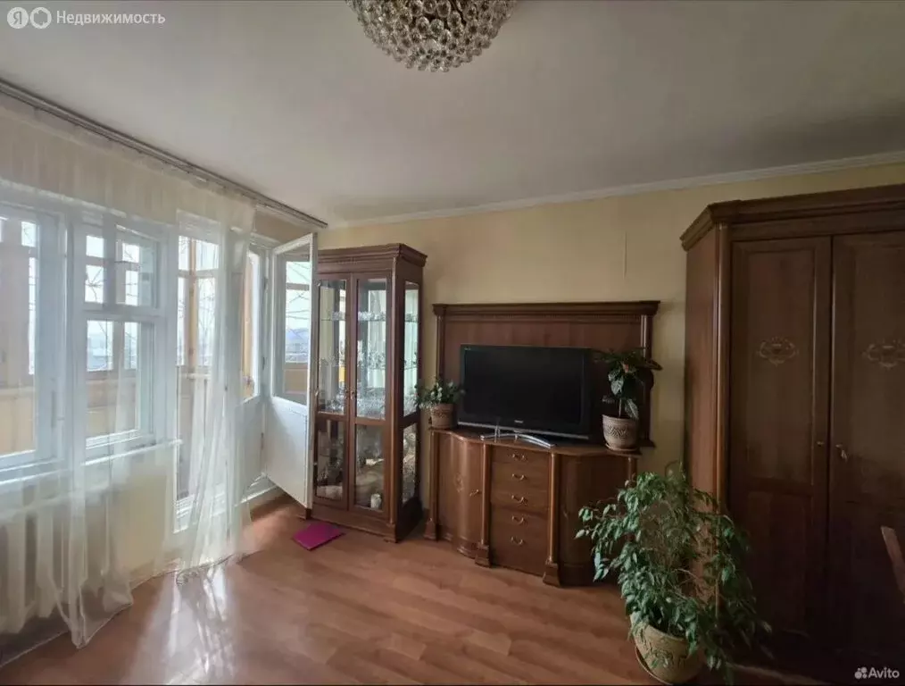 2-комнатная квартира: Улан-Удэ, улица Революции 1905 года, 98 (49 м) - Фото 1