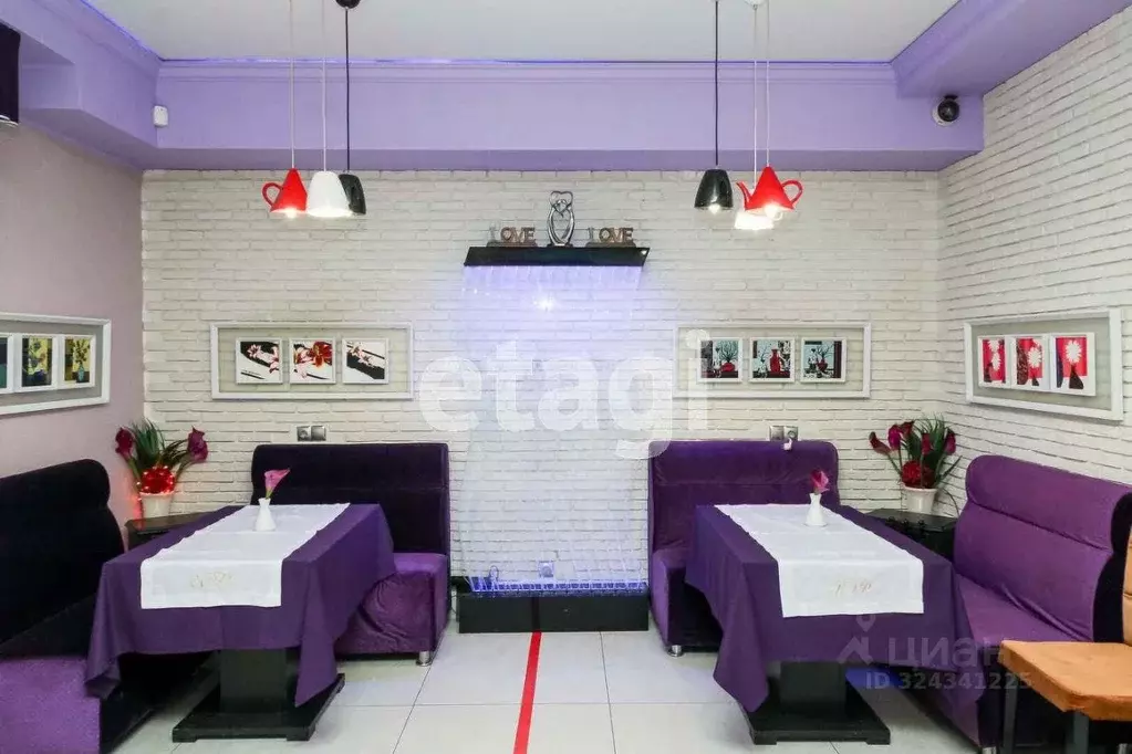 Помещение свободного назначения в Тюменская область, Тюмень ул. ... - Фото 1