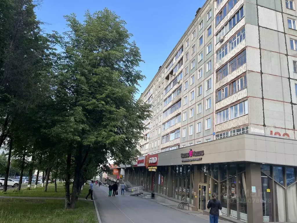 3-к кв. Кемеровская область, Кемерово просп. Ленина, 133 (60.4 м) - Фото 0