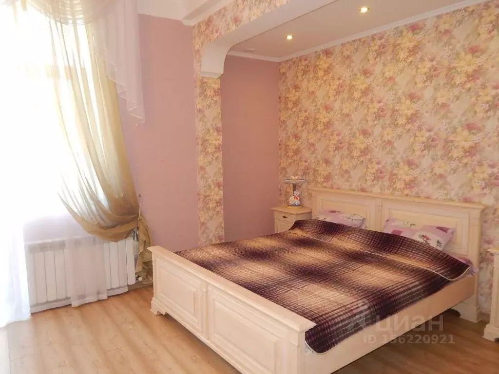 Дом в Крым, Ялта ул. Садовая, 33А (600 м) - Фото 0