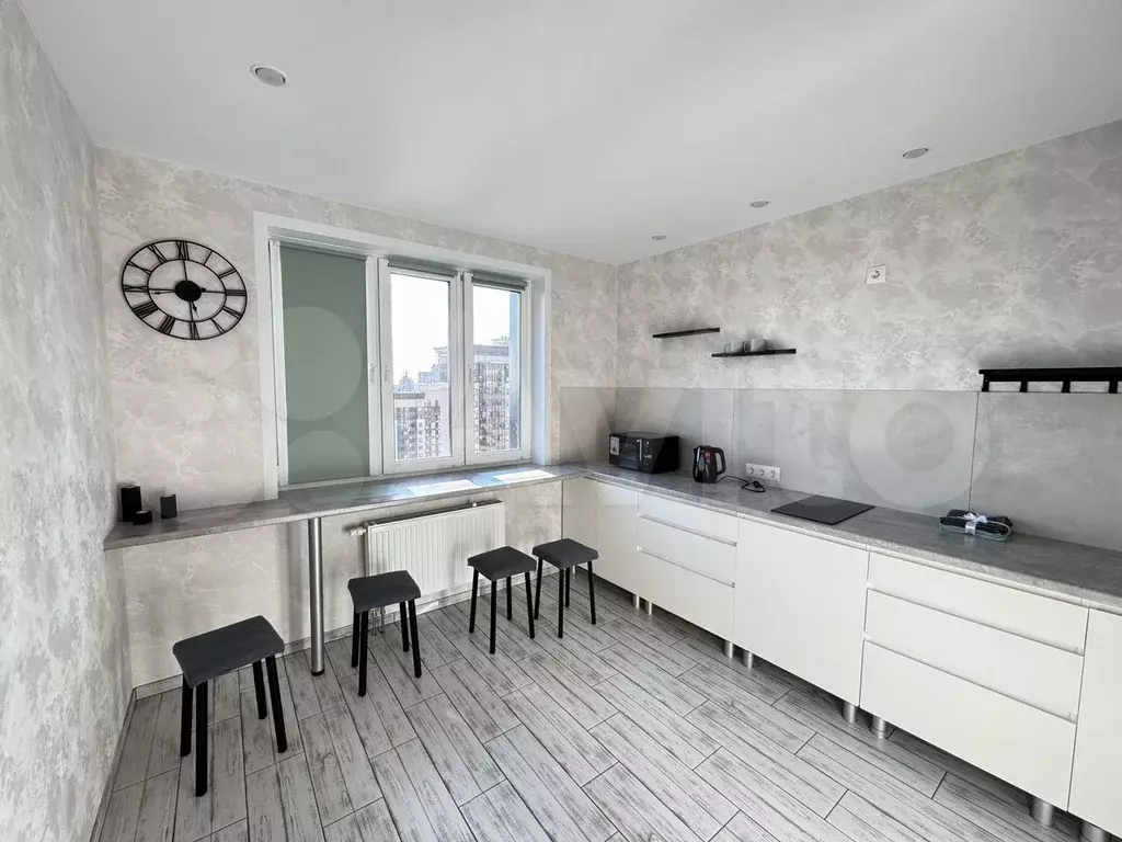 1-к. квартира, 40 м, 16/21 эт. - Фото 1