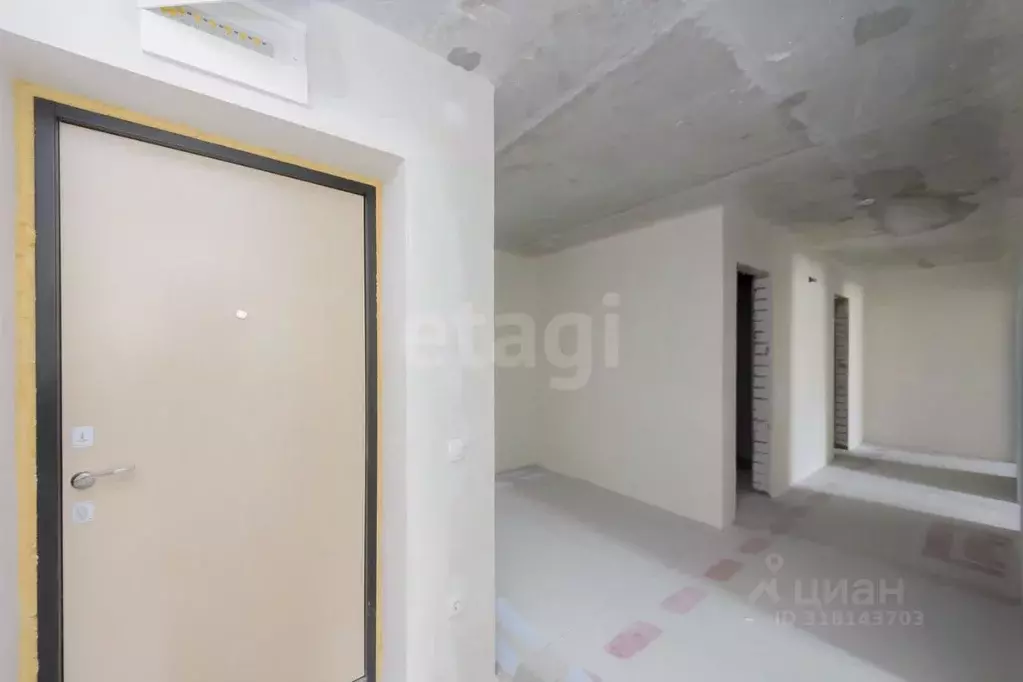 3-к кв. Тюменская область, Тюмень ул. Монтажников, 61 (74.5 м) - Фото 0