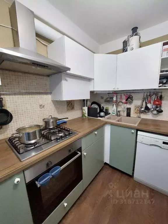 Квартира, 3 комнаты, 58.5 м - Фото 0