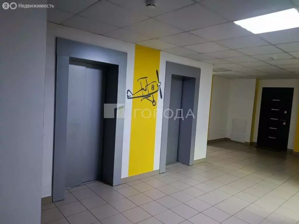 3-комнатная квартира: Барнаул, Взлётная улица, 38 (80 м) - Фото 1