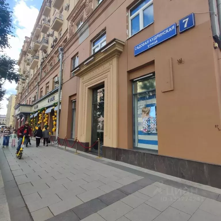 Помещение свободного назначения в Москва Садовая-Кудринская ул., 7 (82 ... - Фото 1