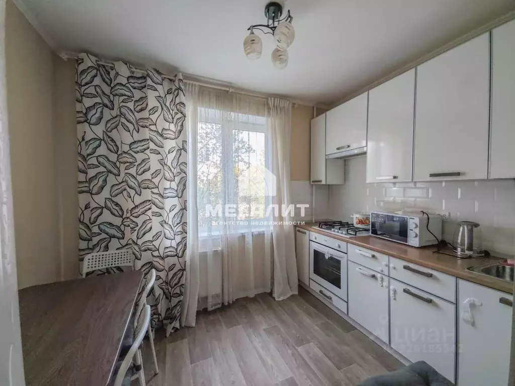 1-к кв. Татарстан, Казань ул. Адоратского, 27б (33.0 м) - Фото 1