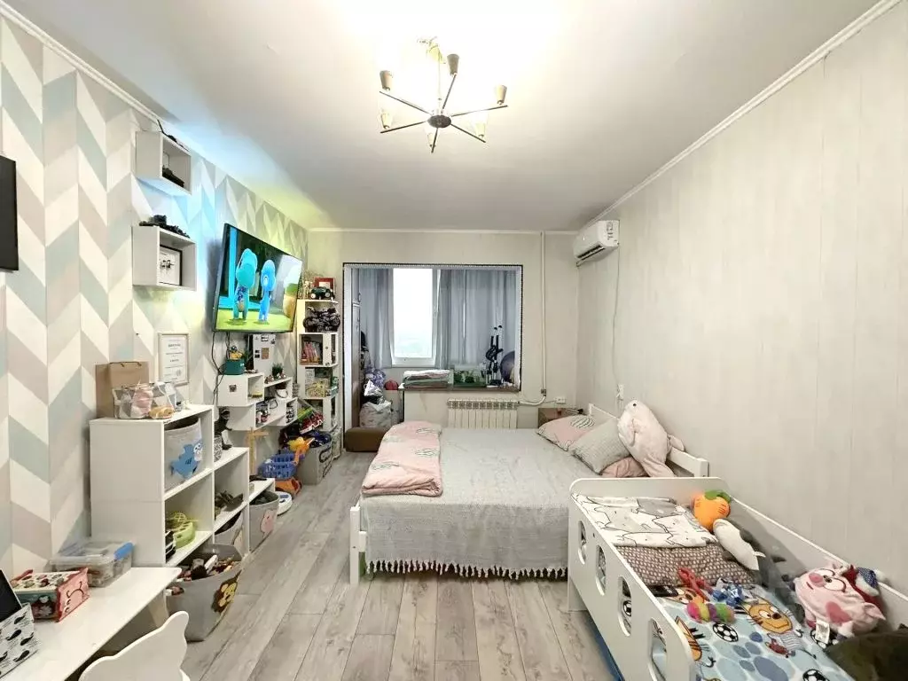 1-к кв. Крым, Симферополь ул. Маршала Жукова, 37 (35.0 м) - Фото 2
