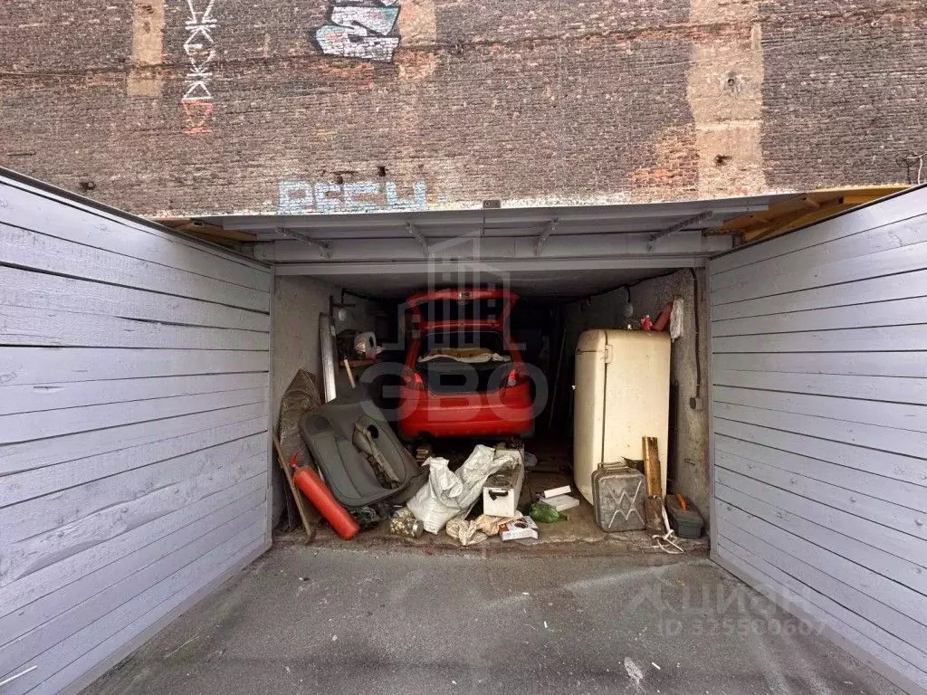 Гараж в Санкт-Петербург Бородинская ул., 11 (18 м) - Фото 2