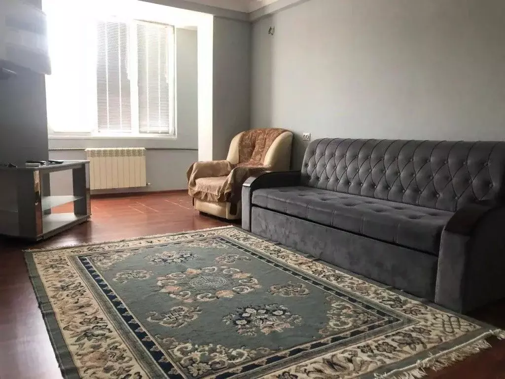 2-к кв. Дагестан, Каспийск ул. Ленина, 98А (54.0 м) - Фото 0