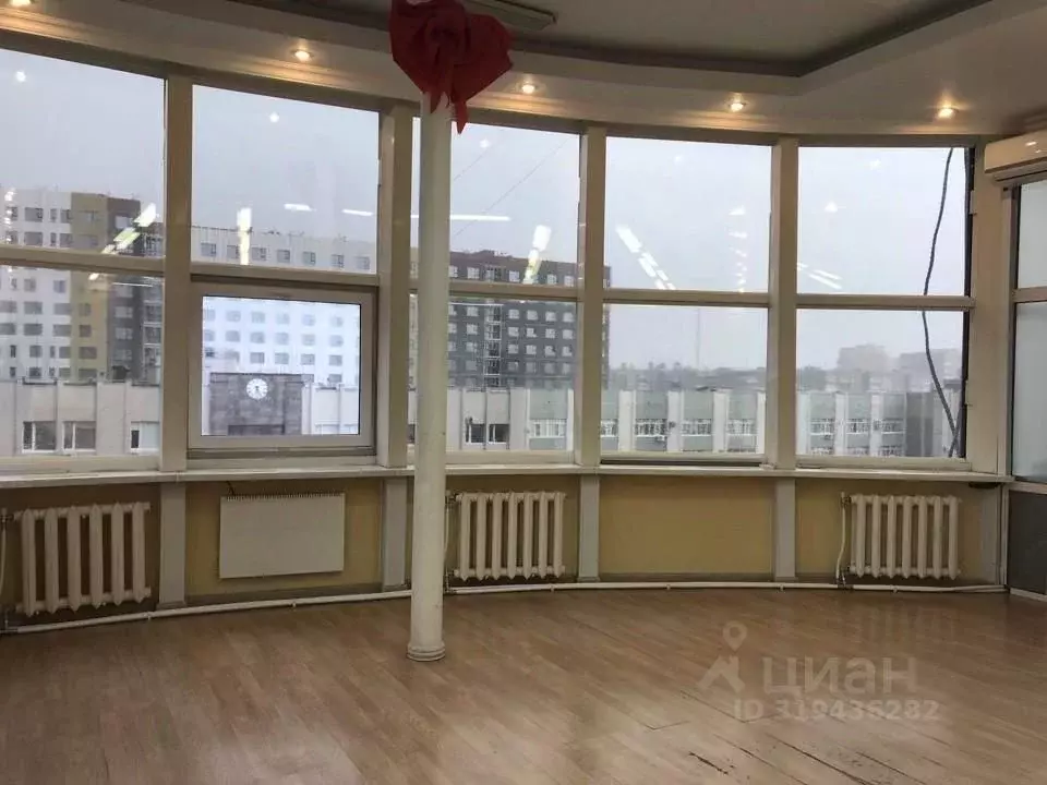 Офис в Тюменская область, Тюмень ул. Республики, 86к1 (250 м) - Фото 0