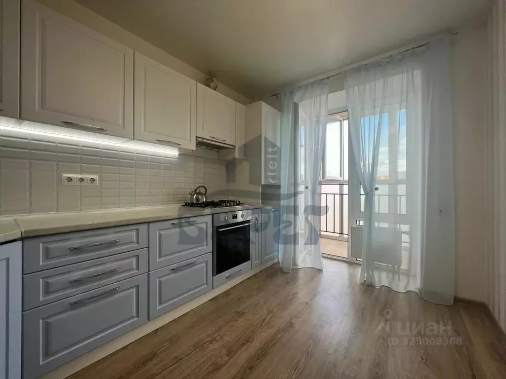 1-к кв. Татарстан, Казань ул. Азата Аббасова, 10 (35.0 м) - Фото 1