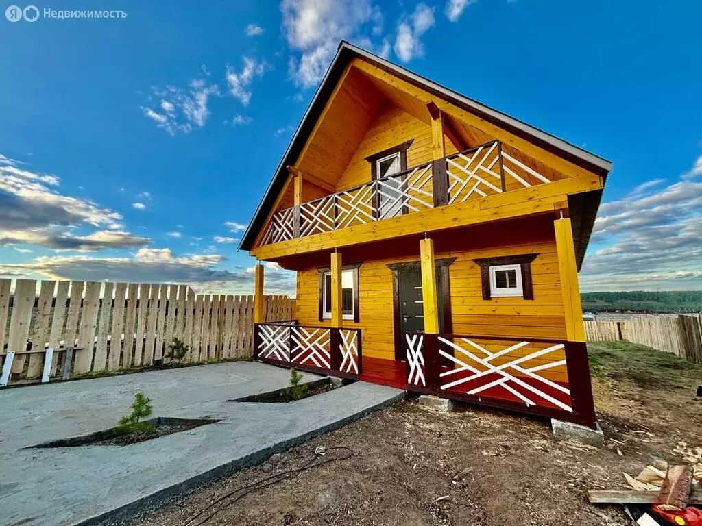 Дом в село Урик, улица Ленина, 30 (140 м) - Фото 1