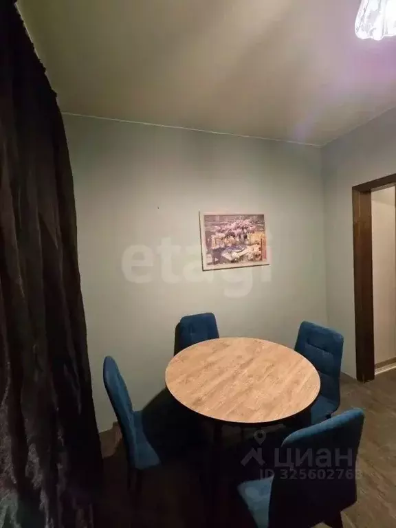 2-к кв. Тюменская область, Тюмень ул. Свердлова, 18 (65.0 м) - Фото 2