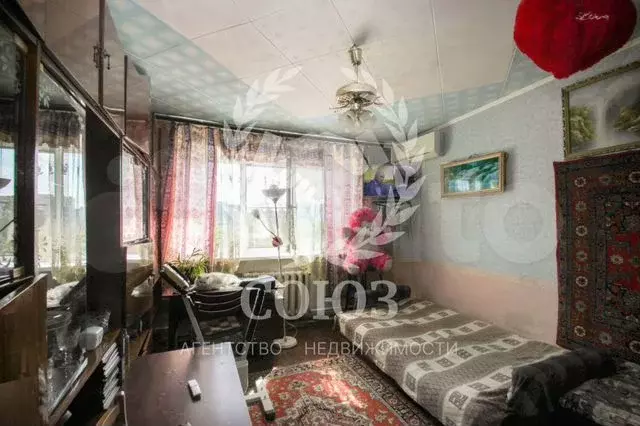 Комната 19,8 м в 1-к., 4/4 эт. - Фото 0