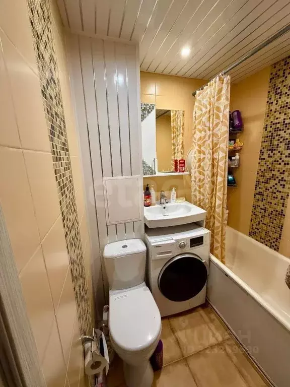 2-к кв. Кемеровская область, Новокузнецк ул. Циолковского, 54 (42.6 м) - Фото 1