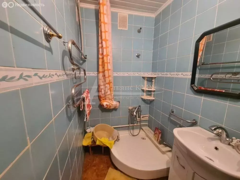 3-комнатная квартира: Ессентуки, улица Долина Роз, 10 (65 м) - Фото 1