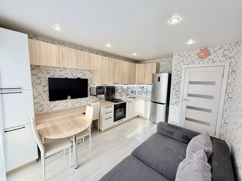 1-к кв. Татарстан, Казань ул. Фикрята Табеева, 5 (37.0 м) - Фото 1