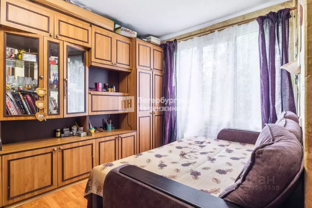 3-к кв. Санкт-Петербург просп. Ветеранов, 48 (42.2 м) - Фото 1