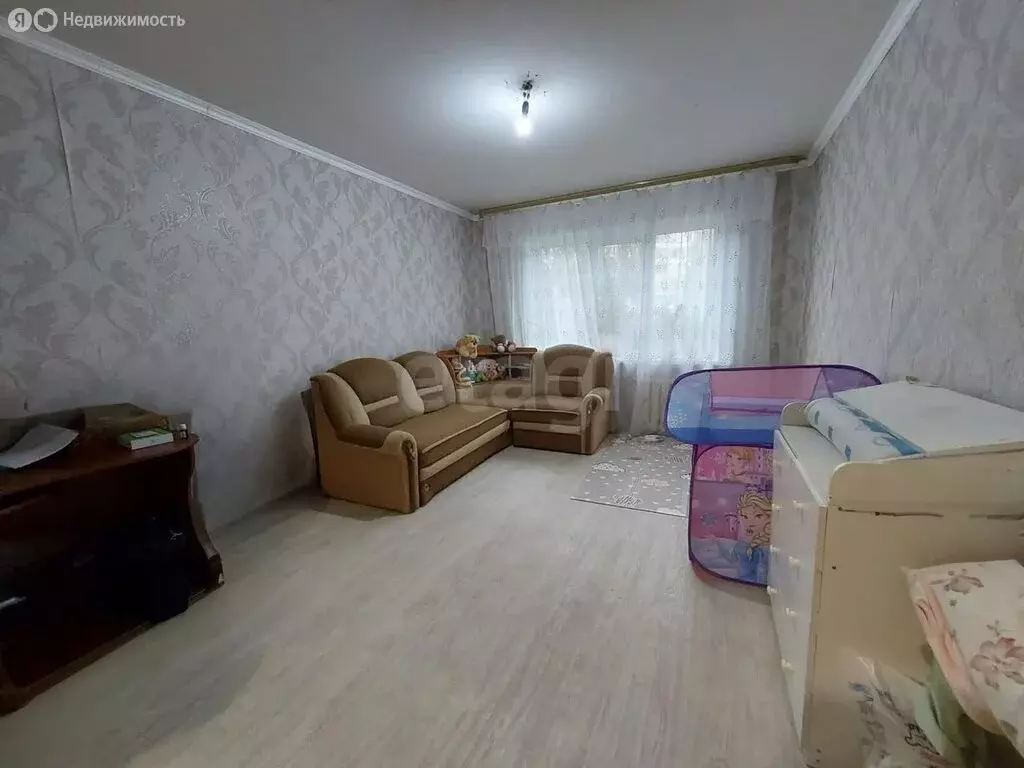 3-комнатная квартира: Саранск, улица Воинова, 42 (63.2 м) - Фото 1