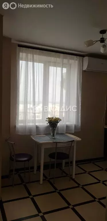 1-комнатная квартира: Волгоград, улица Кузнецова, 57 (43.6 м) - Фото 0