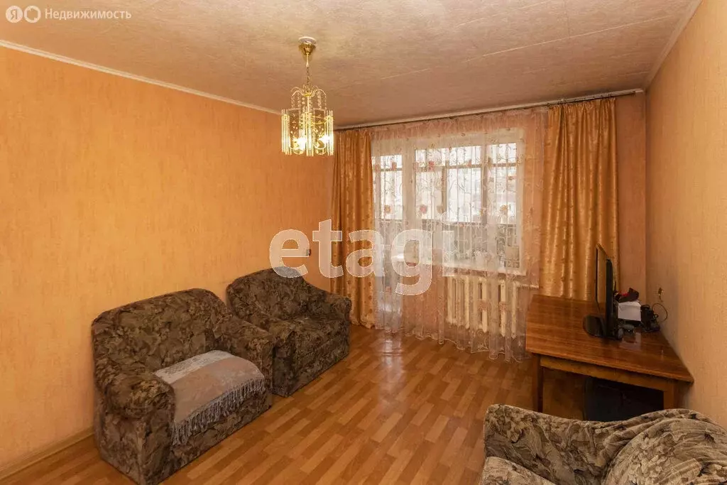 2-комнатная квартира: Тюмень, улица Щербакова, 142к3 (48 м) - Фото 1