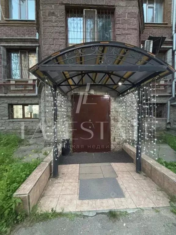 Помещение свободного назначения в Татарстан, Казань ул. Мулланура ... - Фото 0