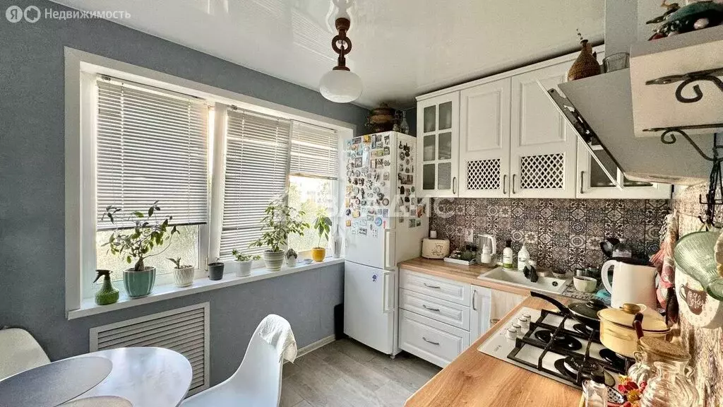 3-комнатная квартира: Пенза, улица Плеханова, 16 (68.4 м) - Фото 0