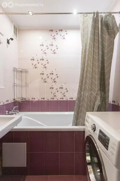 1-комнатная квартира: Тюмень, улица Демьяна Бедного, 104к2 (32.9 м) - Фото 1