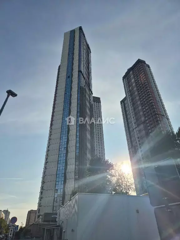 Продается 2-комнатная квартира - Фото 1