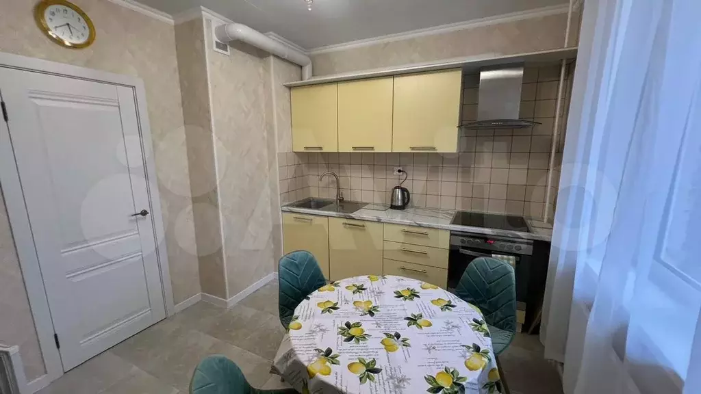 1-к. квартира, 40 м, 4/12 эт. - Фото 1