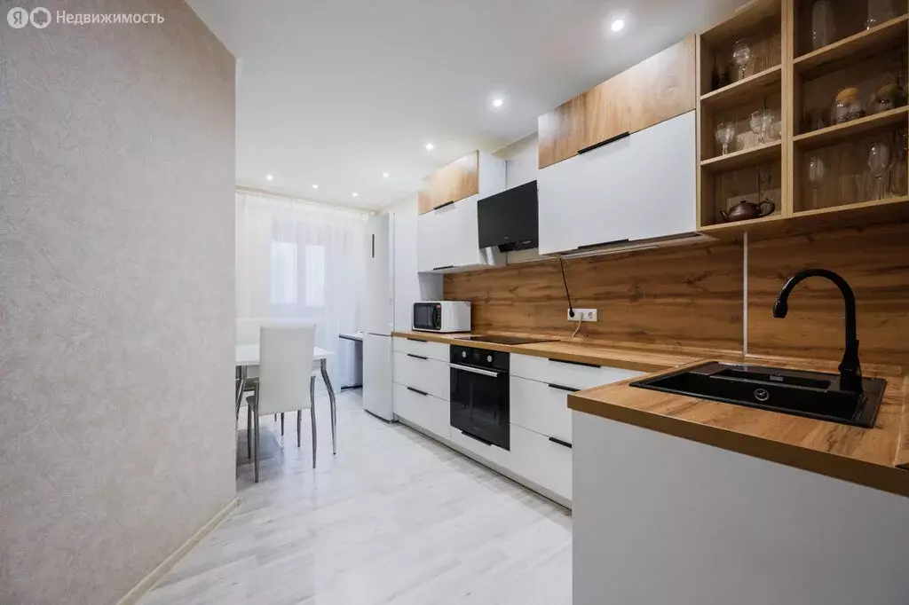 1-комнатная квартира: Екатеринбург, Онежская улица, 10 (48.9 м) - Фото 2