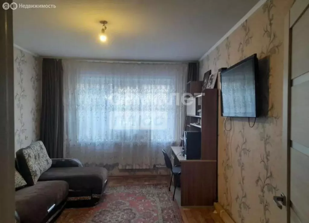 3-комнатная квартира: Бийск, улица Ильи Мухачёва, 228/4 (66.2 м) - Фото 1