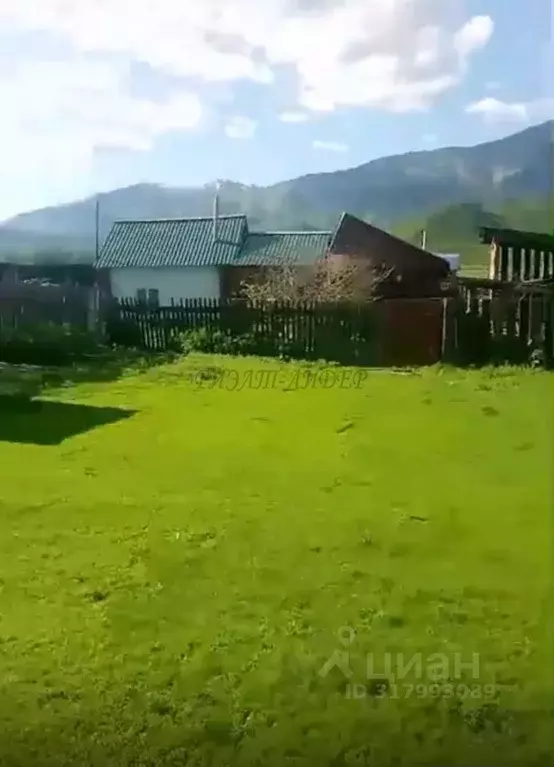 Дом в Алтай, Усть-Коксинский район, с. Тюнгур Катунская ул. (20 м) - Фото 0