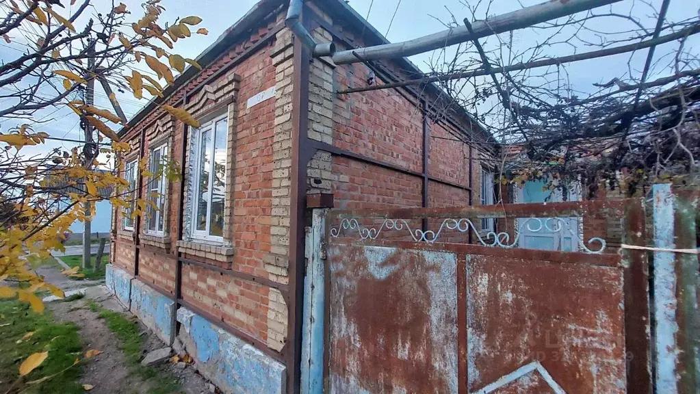 Дом в Краснодарский край, Темрюк ул. Шевченко, 72 (59 м) - Фото 1