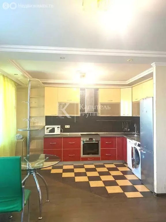 3-комнатная квартира: Тюмень, улица Новосёлов, 12к3 (67.6 м) - Фото 1