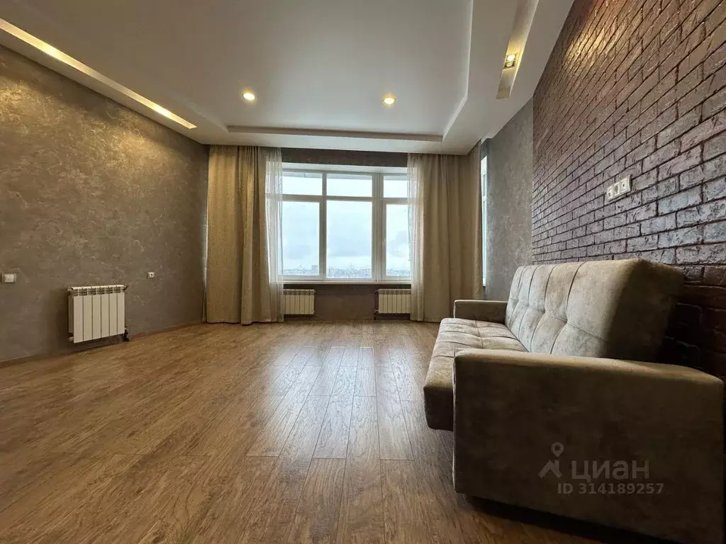 2-к кв. Татарстан, Казань ул. Оренбургский Тракт, 24Б (70.0 м) - Фото 0