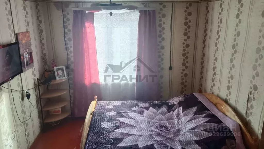 Дом в Новгородская область, Крестцы рп ул. Трудовая, 19 (78 м) - Фото 1
