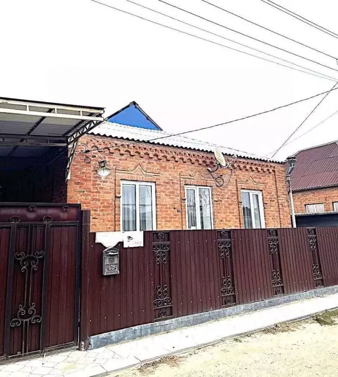 Дом в Краснодарский край, Темрюк кв Проезд 107-й (94 м) - Фото 0