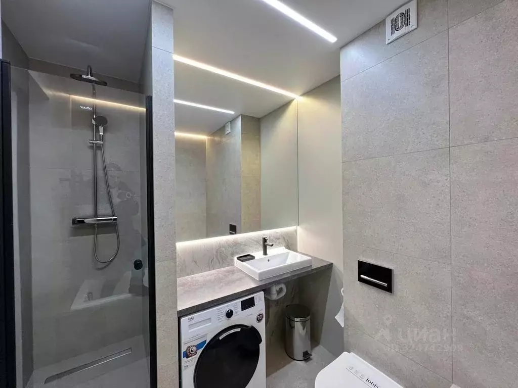 1-к кв. Татарстан, Казань ул. Николая Столбова, 1/3 (50.0 м) - Фото 1